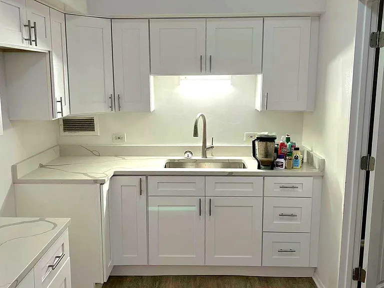 2921 S Michigan Ave #103 — Photo 13