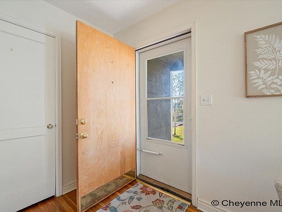4th image of 1548 Walnut Dr
