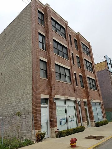 1st image of 2918 S Wentworth Ave APT 2