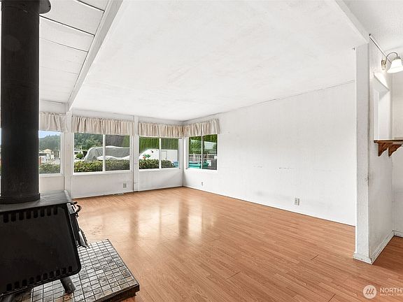 2nd image of 15324 50th Street E #32