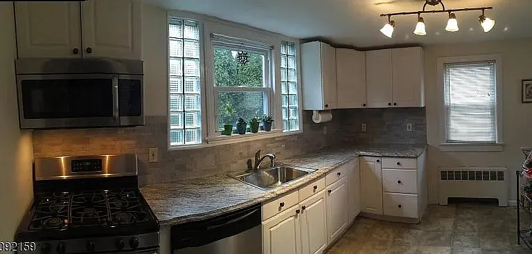 3 bed, $3,850 — Photo 3
