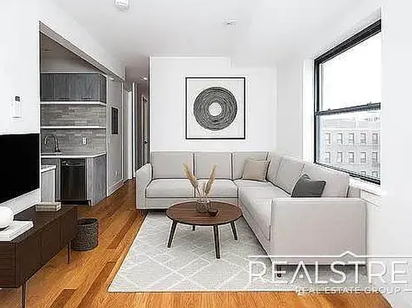 1526 Park Pl #1A, Brooklyn, NY 11213