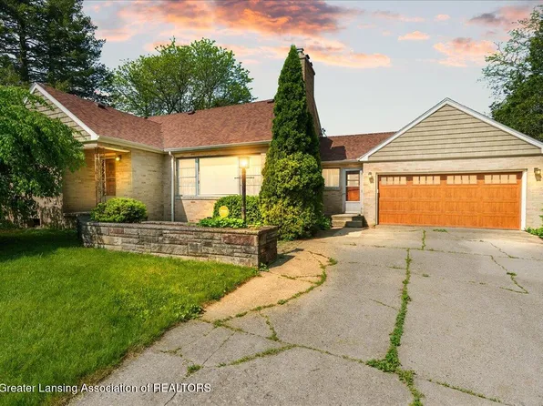 224 S Grace St, Lansing, MI 48917