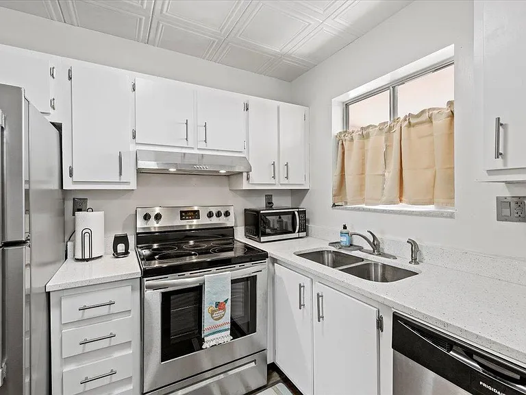 300 Waterway Dr S #308 — Photo 22