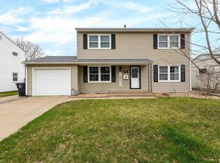 4721 19th Ave, Moline, IL 61265