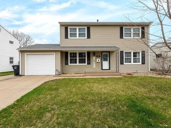 4721 19th Ave, Moline, IL 61265