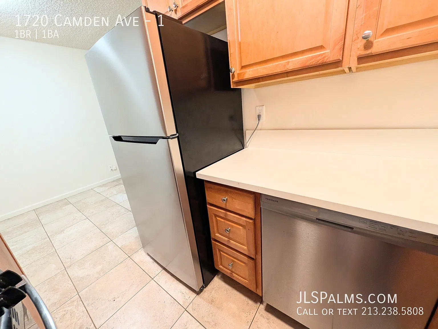 Stainless appliances with Quartz Counters! Walk to Sawtelle food! — Photo 4