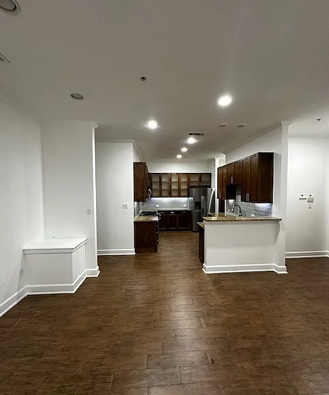 Dining and bar area