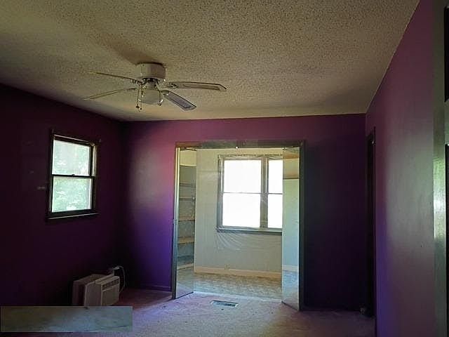 1st image of 119 Quincy Dr