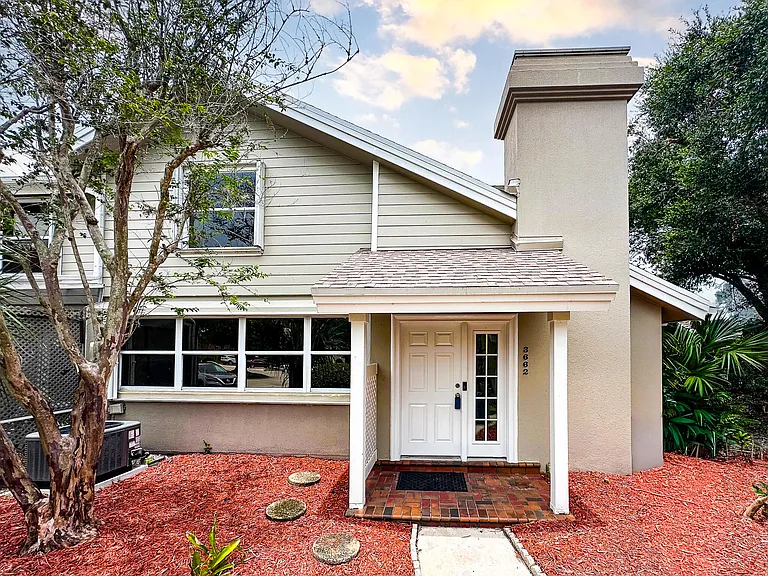 3662 SW Sunset Trace Cir — Photo 2