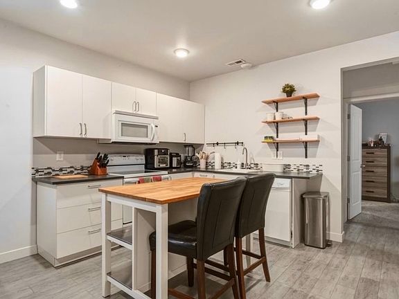 3rd image of 272 E Porter View Ct #Basement