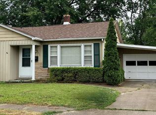 905 W Boulevard St, Marion, IL 62959
