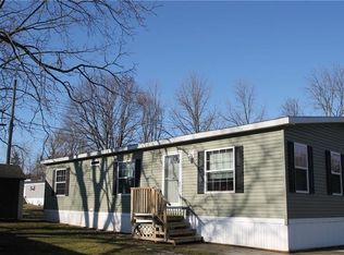 7 Bittersweet Dr, Rochester, NY 14625