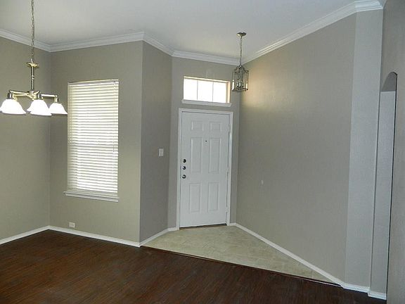 2nd image of 1132 Honeywell Dr
