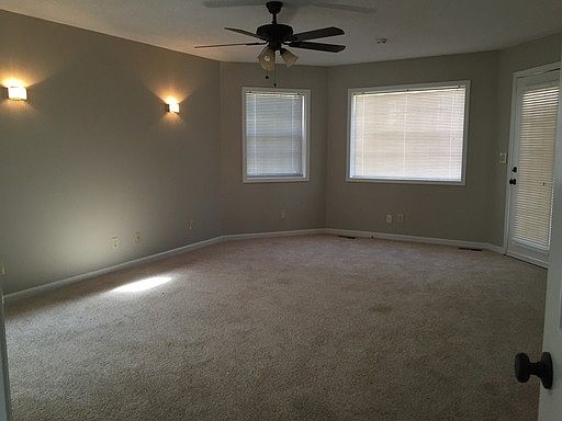 4th image of 120 Huntingdon Ct