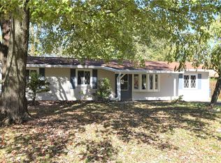 26800 Sprague Rd, Olmsted Falls, OH 44138