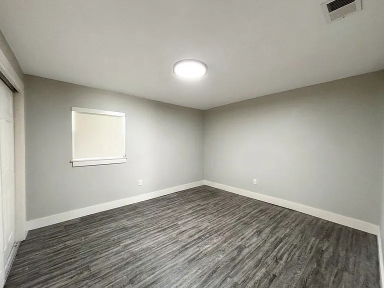 139 Avenue D SW #139 — Photo 13