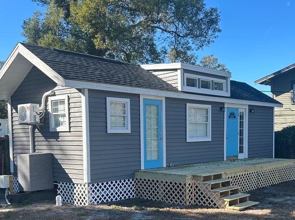 (undisclosed Address)