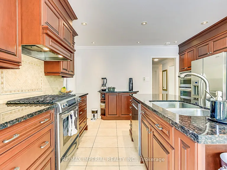 1511 Greenridge Cir — Photo 20