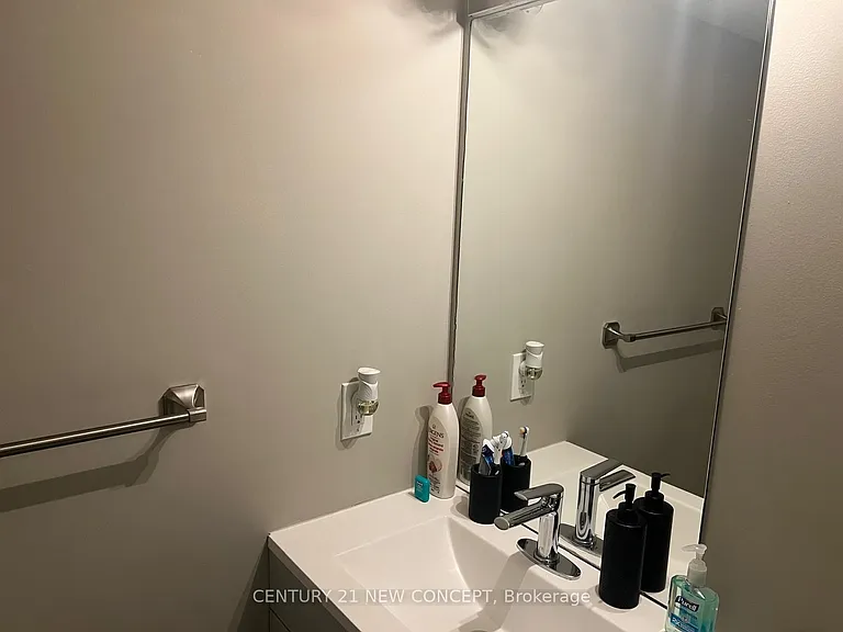 18 Spring Garden Ave #2810 — Photo 11