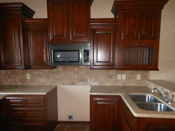 2nd image of 5112 N Huisache Ave