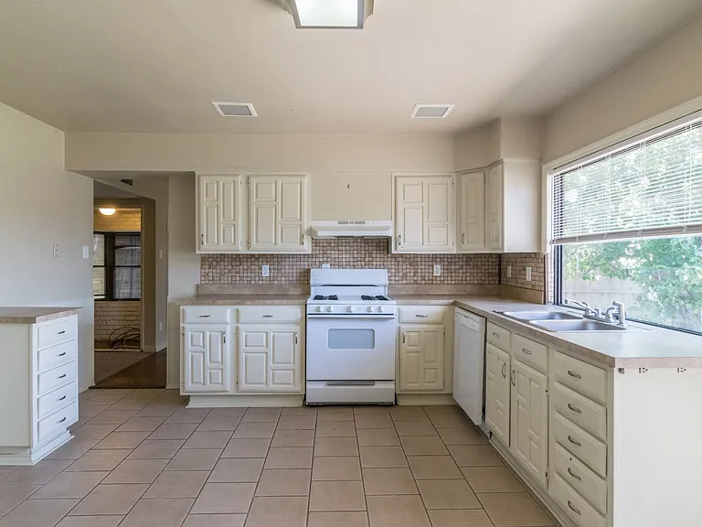 3314 Ridgemoor Dr — Photo 11