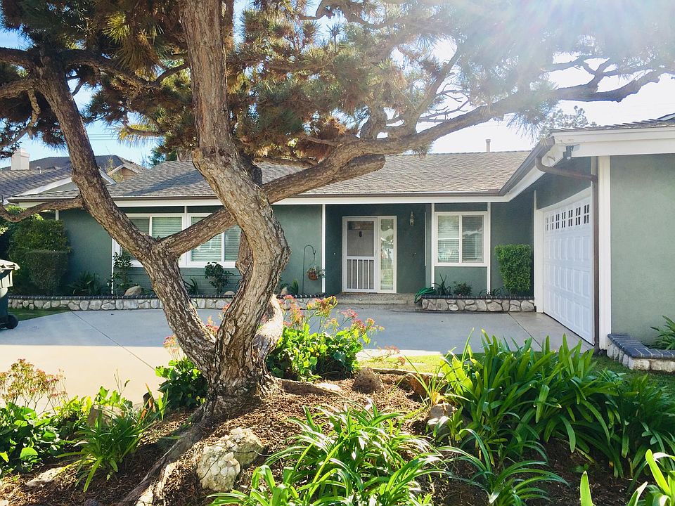 1st image of 237 Robinhood Pl