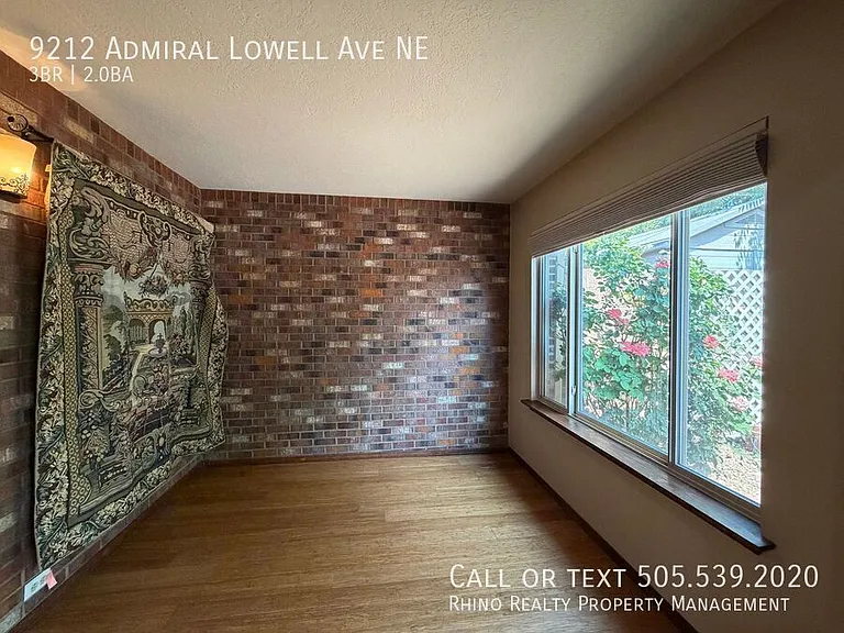 9212 Admiral Lowell Ave NE — Photo 9