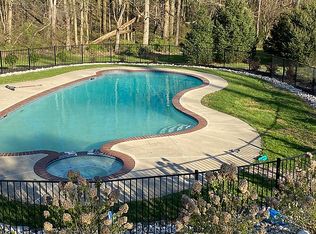 224 Elkview Rd, Lincoln University, PA 19352