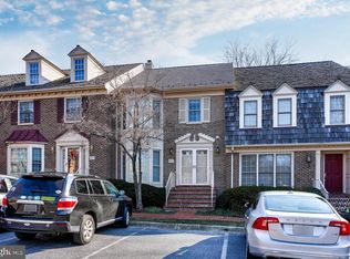 10771 Brewer House Rd, Rockville, MD 20852