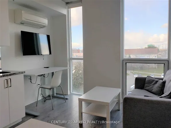 1900 Simcoe St N, Oshawa, ON