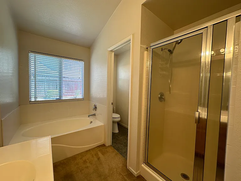 4840 Broderick Way — Photo 4