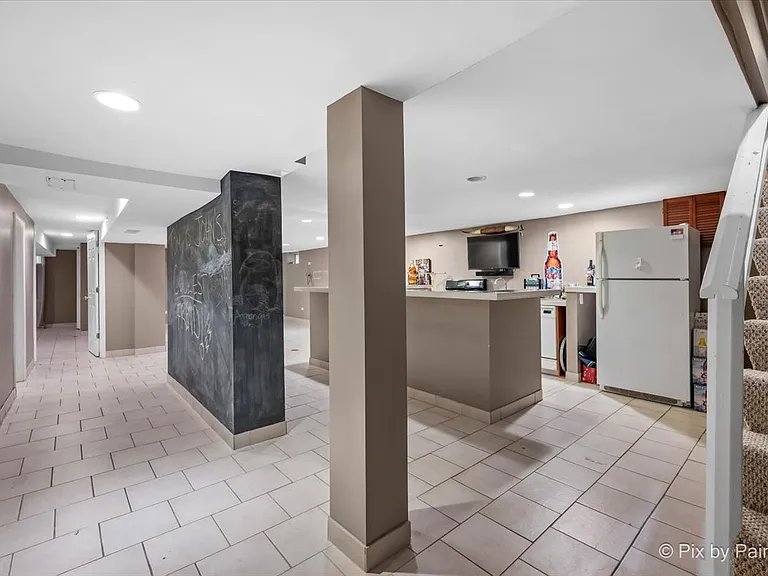 120 W Hillside Ave — Photo 16