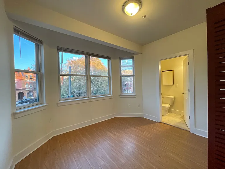 3842 Lancaster Ave. — Photo 6