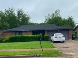 2741 Pepperidge Dr, Lancaster, TX 75134