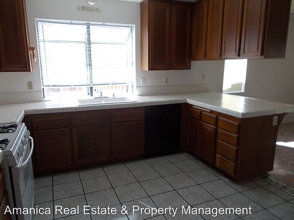 5th image of 23424 Harland Dr