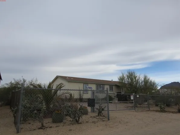 9060 W Singing Winds Ln, Tucson, AZ 85735