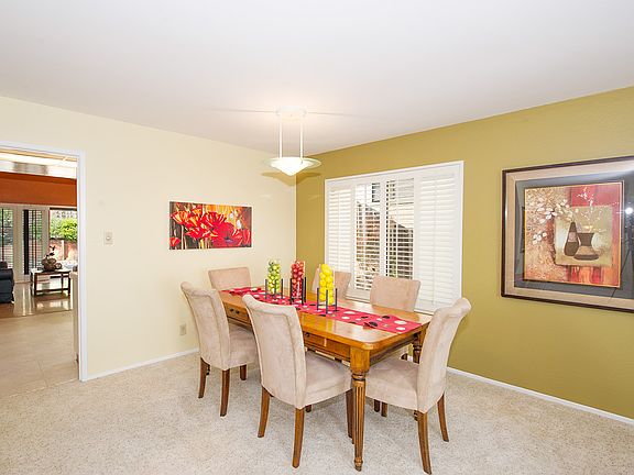 5th image of 168 Valleyview Way