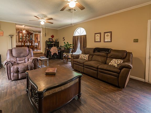 2nd image of 113 Rebecca Dr