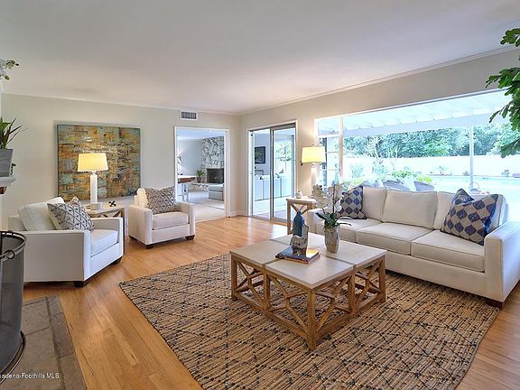 3rd image of 4825 Fairlawn Dr