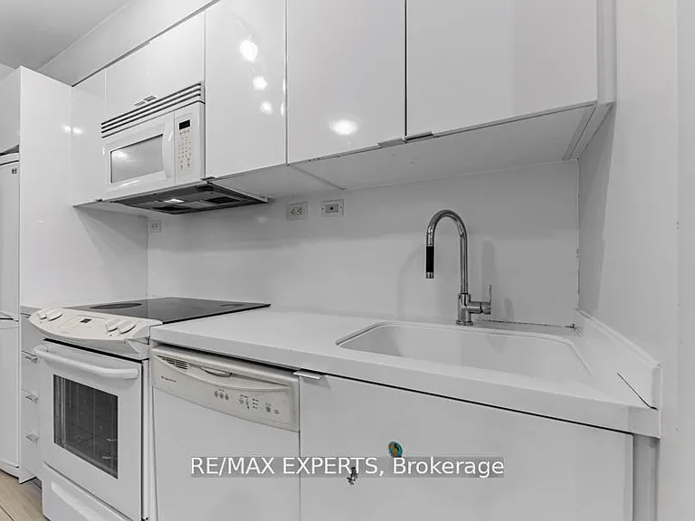 10 Capreol Ct #226 — Photo 5