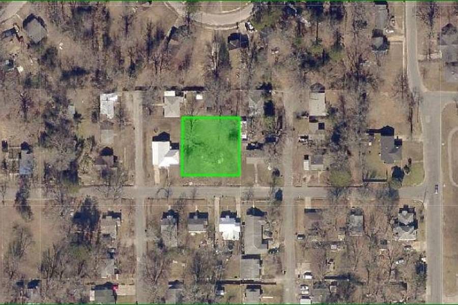 1st image of 1905 W 21st Ave