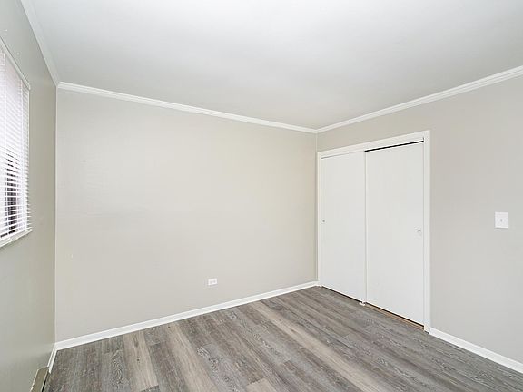 5th image of 1515 N Silver Ln APT 3B