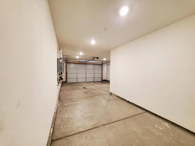 3919 Watermist Way — Photo 27