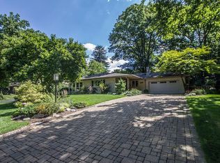 4742 Scenic Dr, Columbus, OH 43214
