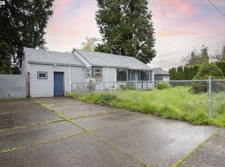 5418 A St, Springfield, OR 97478