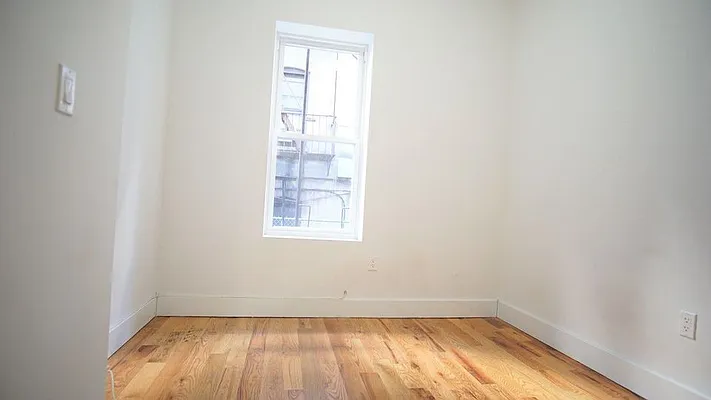 Rented by Nooklyn NYC LLC | media 11