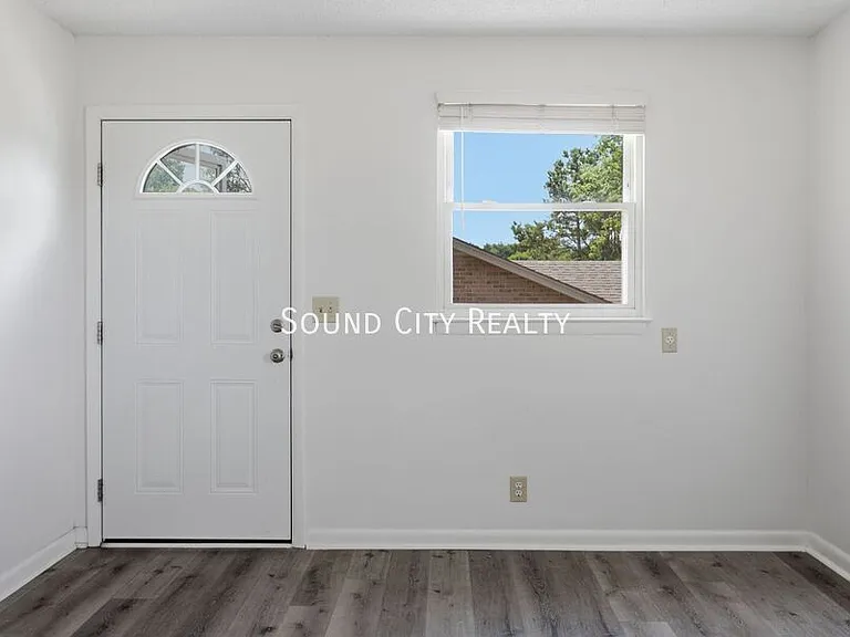923B Oak Vale — Photo 6