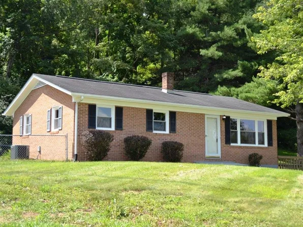 2863 Chapman Rd, Wytheville, VA 24382