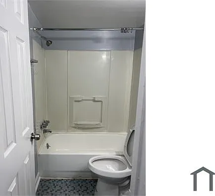 5324 C St SE #101 — Photo 9